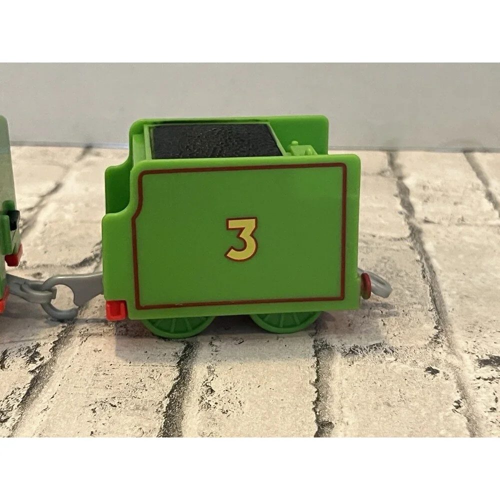 Thomas & Friends Trackmaster Motorized Engine & Tender Henry Working 2013